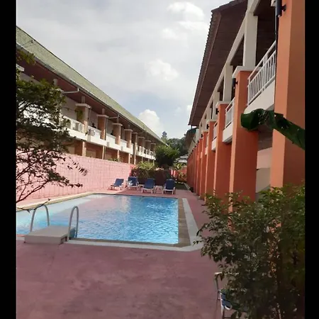 First Resort Albergo
